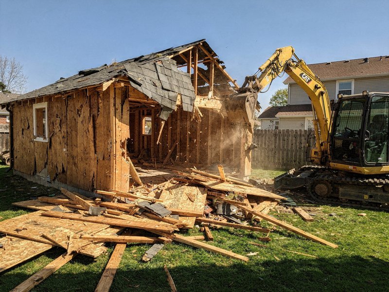 Detached garage being torn down in Chicago, IL